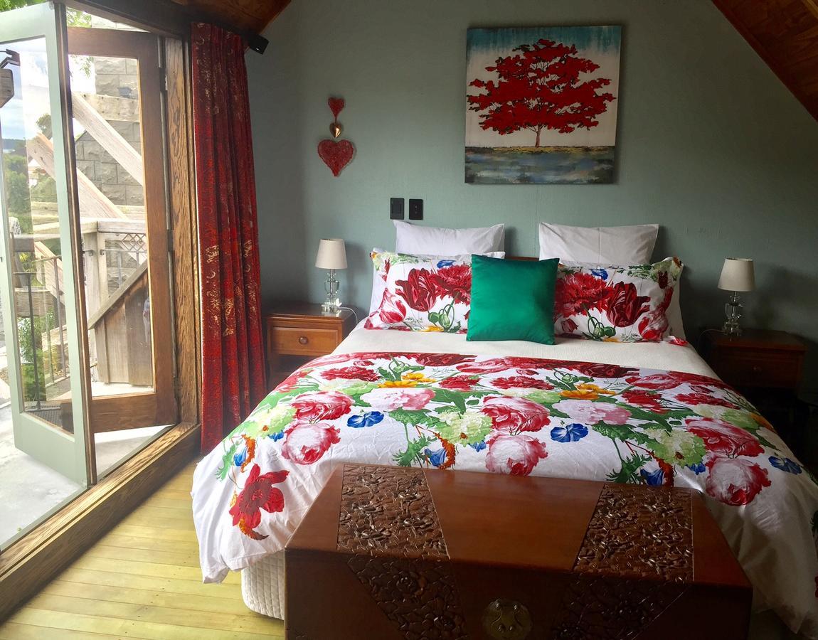 Matua Lodge ตาอูรังกา ภายนอก รูปภาพ